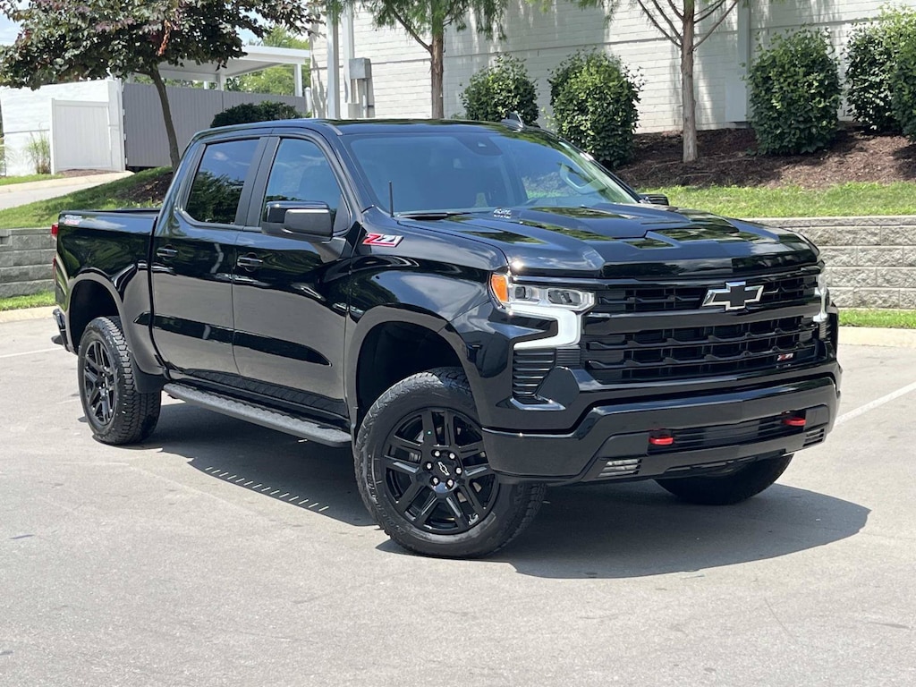 Used 2025 Chevrolet Silverado 1500 LT Trail Boss Pickup