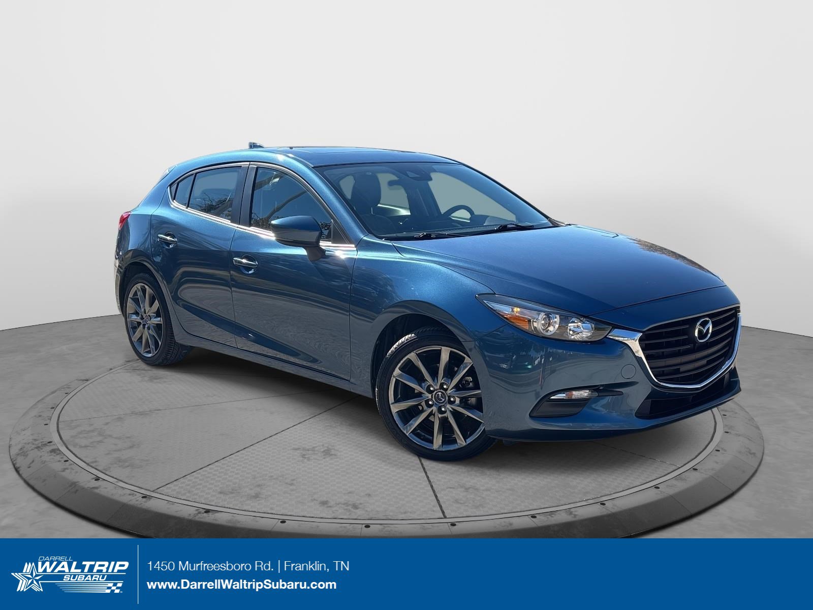 2018 Mazda Mazda3 Touring's photo