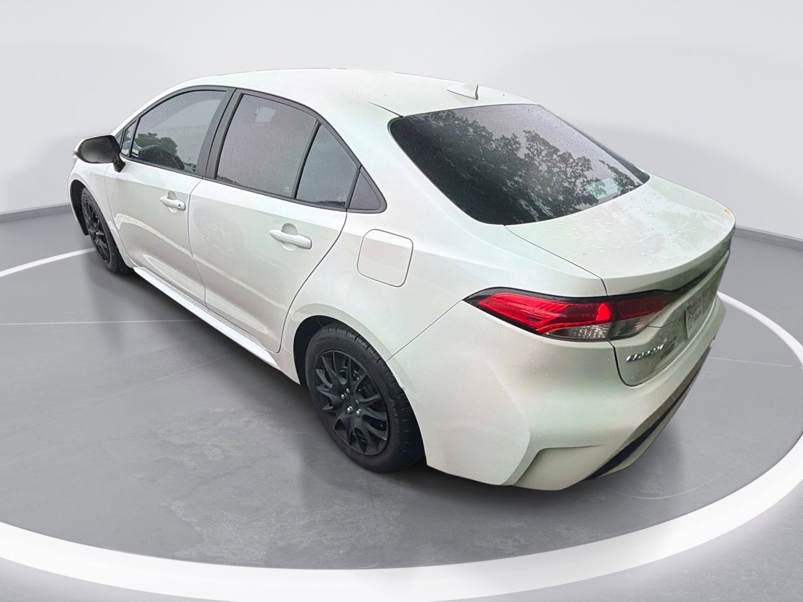 2020 Toyota Corolla LE photo 5