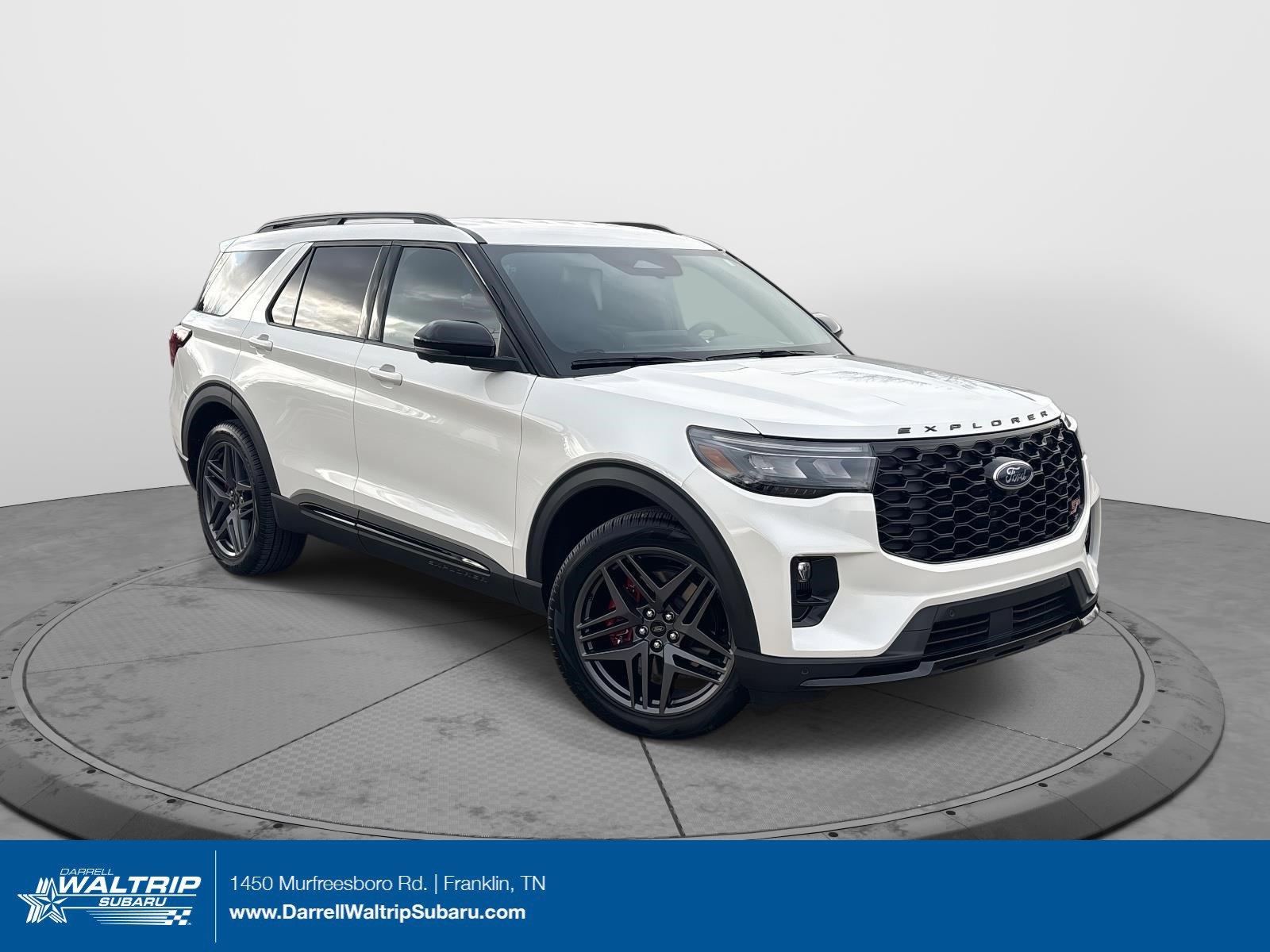 2025 Ford Explorer ST's photo