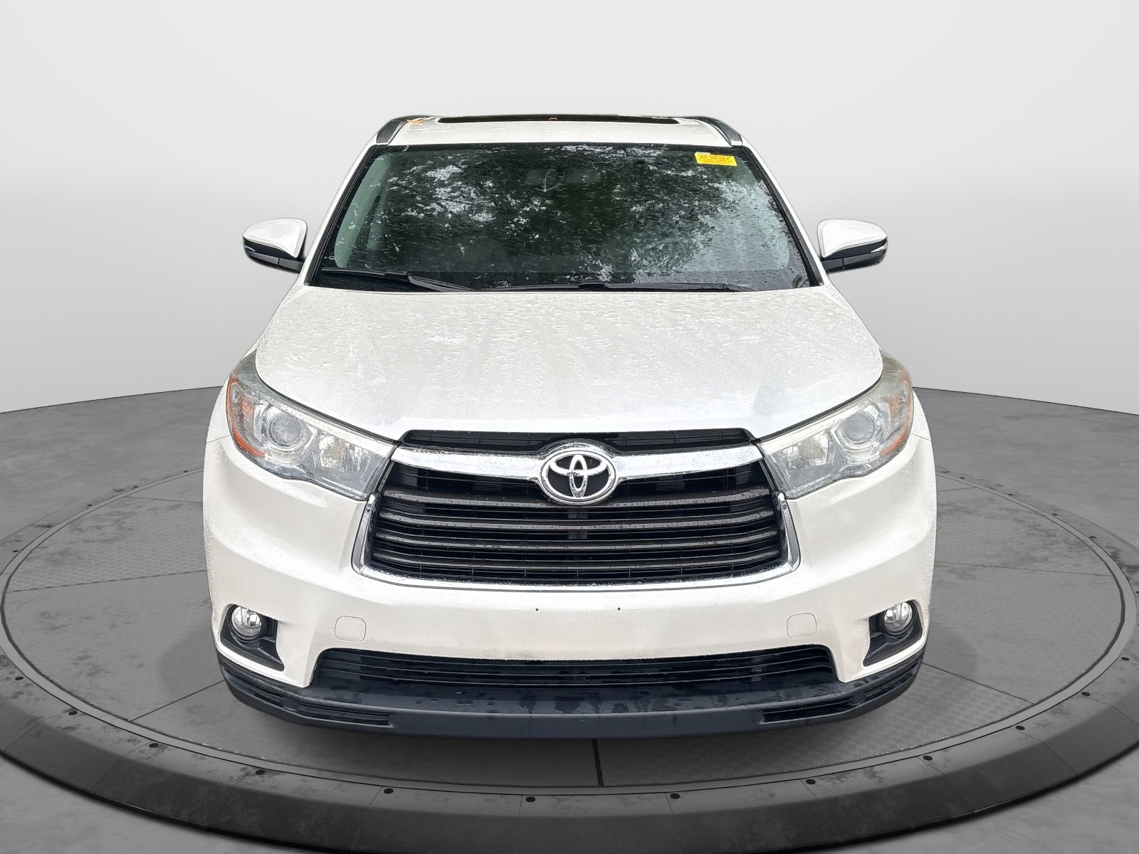2015 Toyota Highlander XLE photo 2