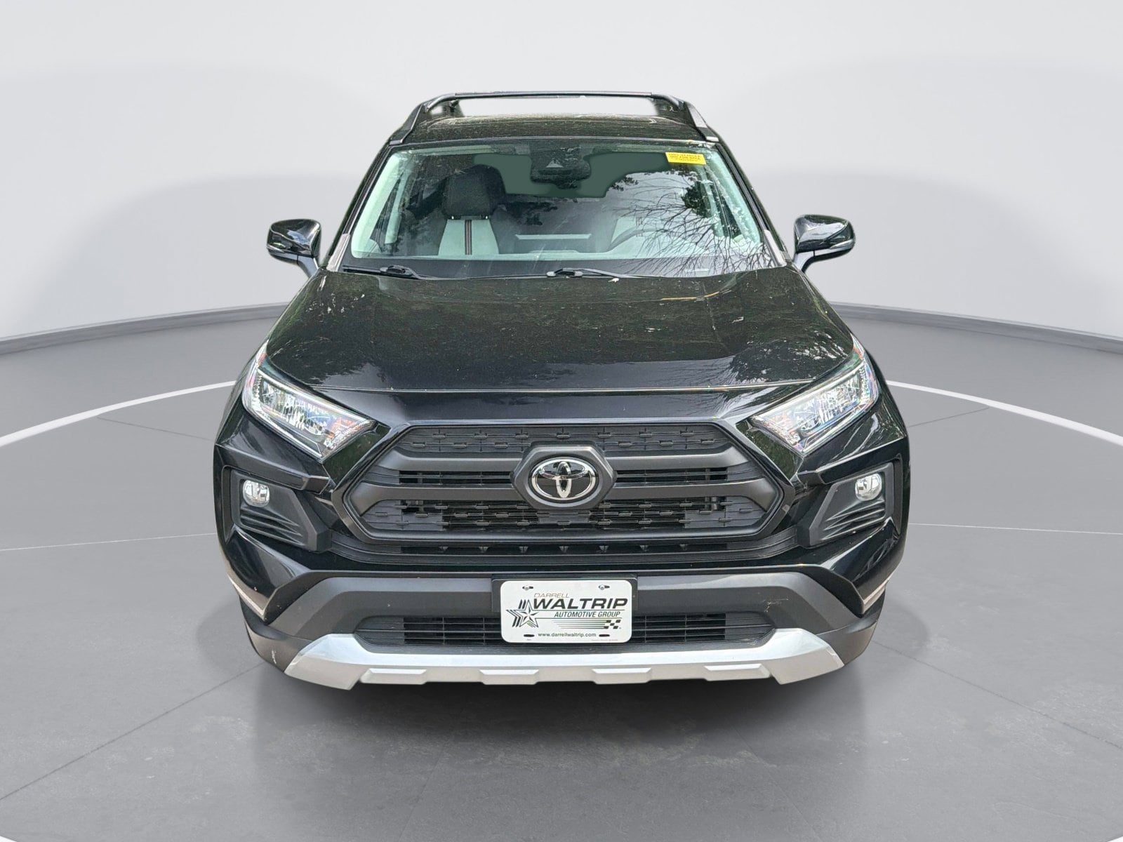 2019 Toyota RAV4 Adventure photo 2