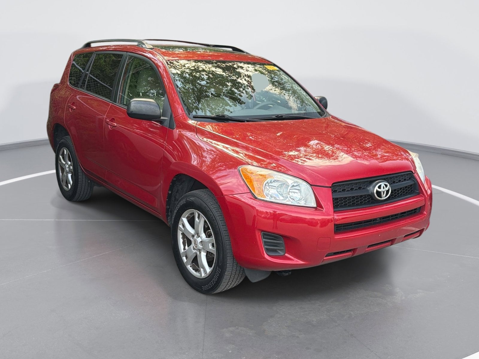 2011 Toyota RAV4 photo 2
