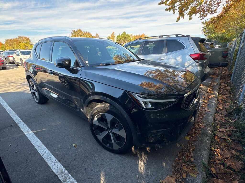 Used 2025 Volvo XC40 Plus Bright Theme SUV