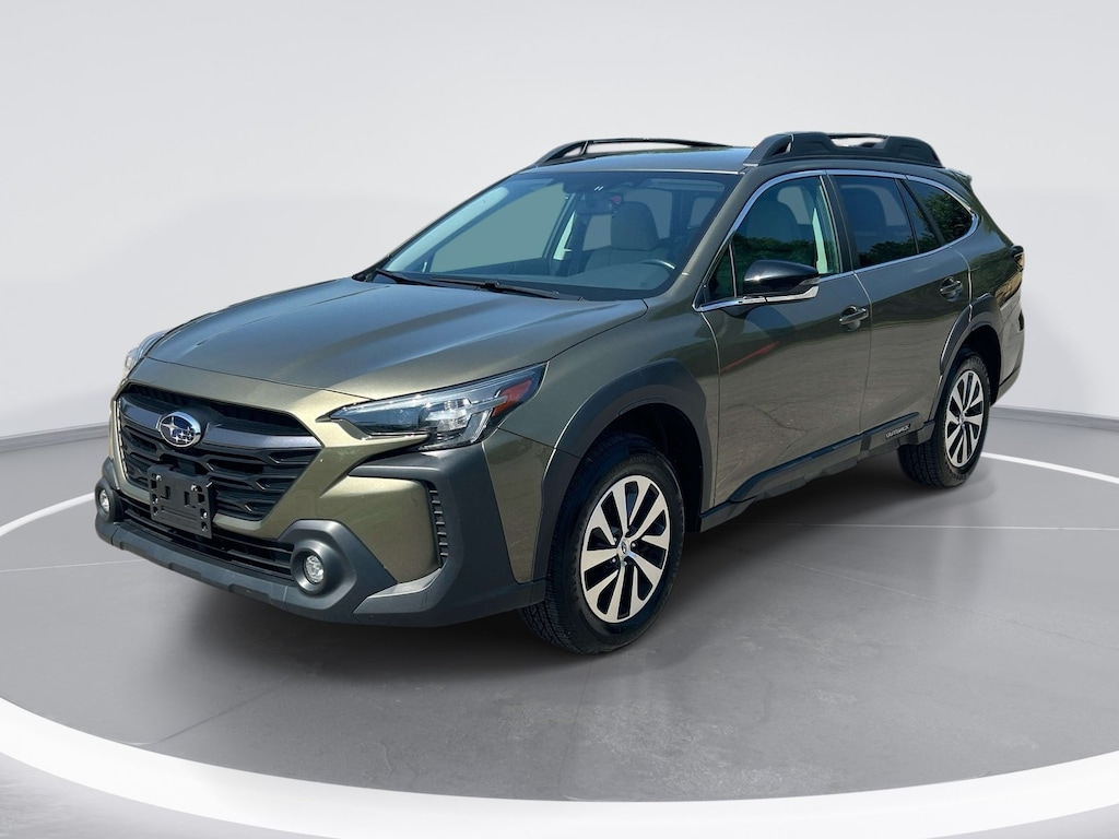 Used 2023 Subaru Outback Premium SUV