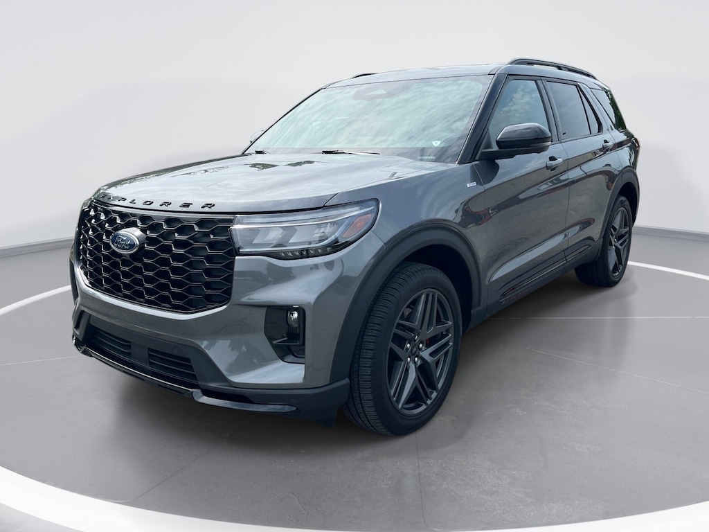 Used 2025 Ford Explorer ST-Line SUV