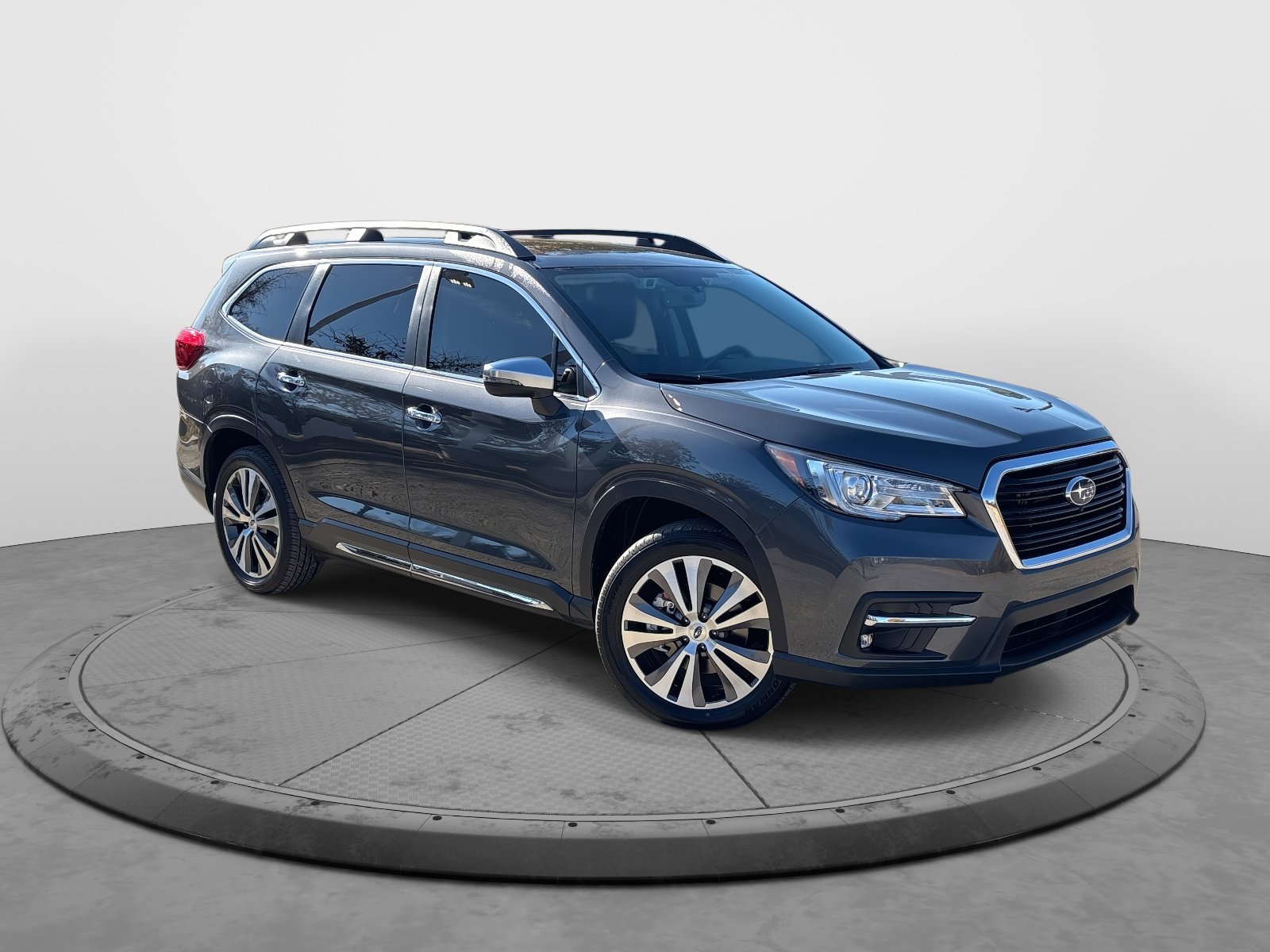 2022 Subaru Ascent Touring photo 2