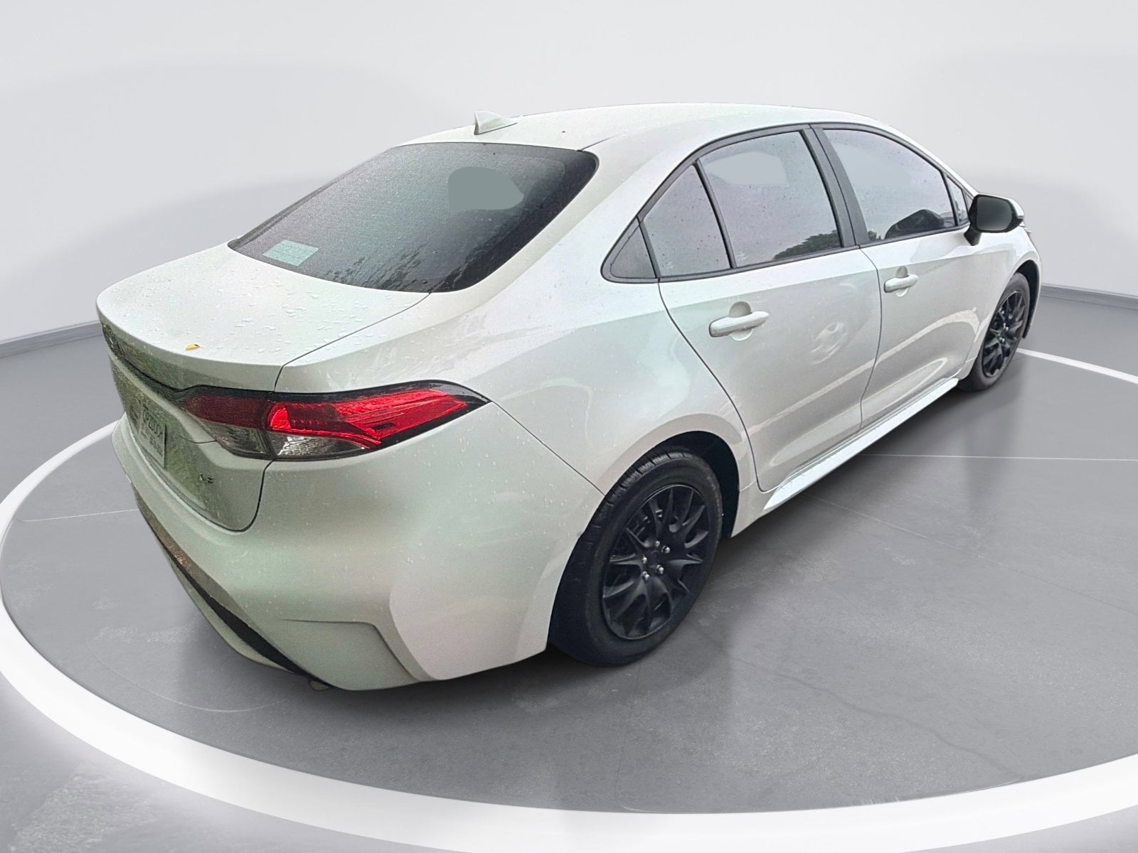 2020 Toyota Corolla LE photo 3