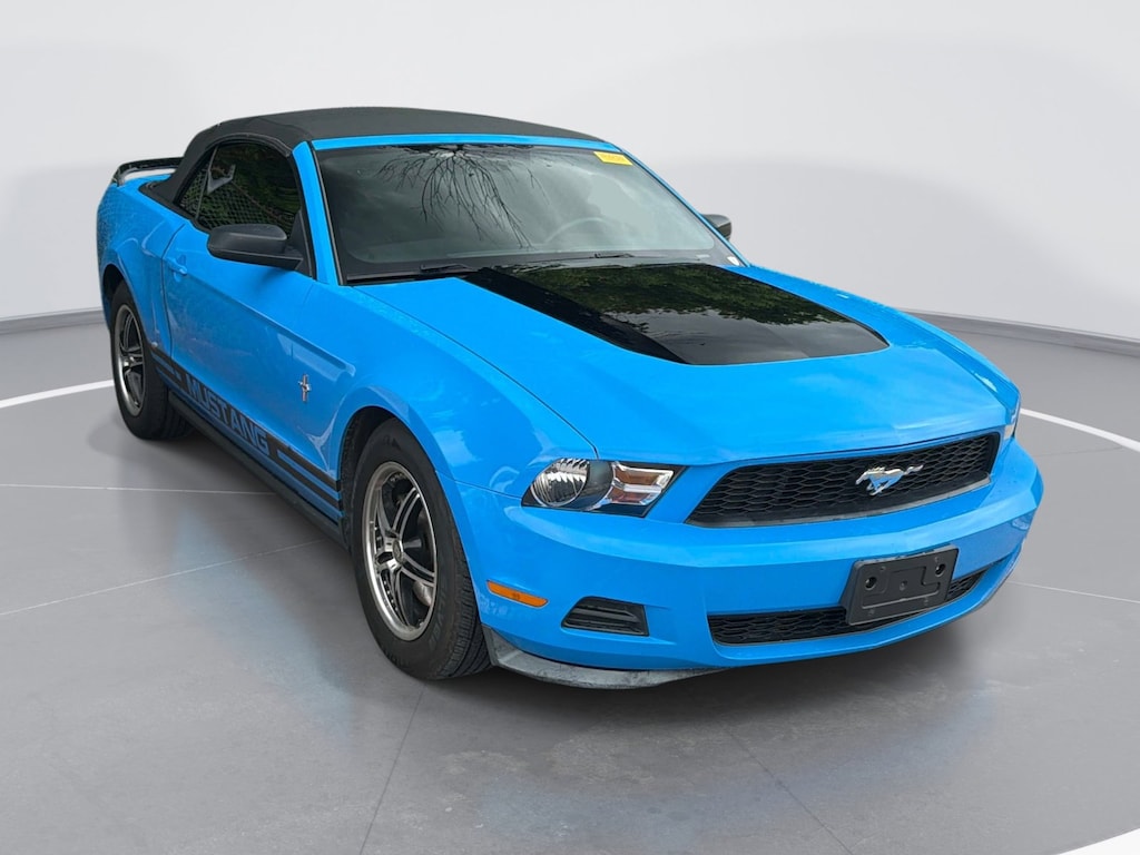 Used 2012 Ford Mustang V6 Convertible