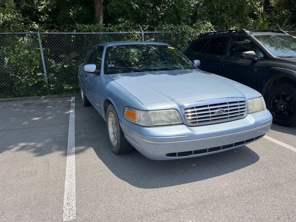 Used 1999 Ford Crown Victoria LX Sedan