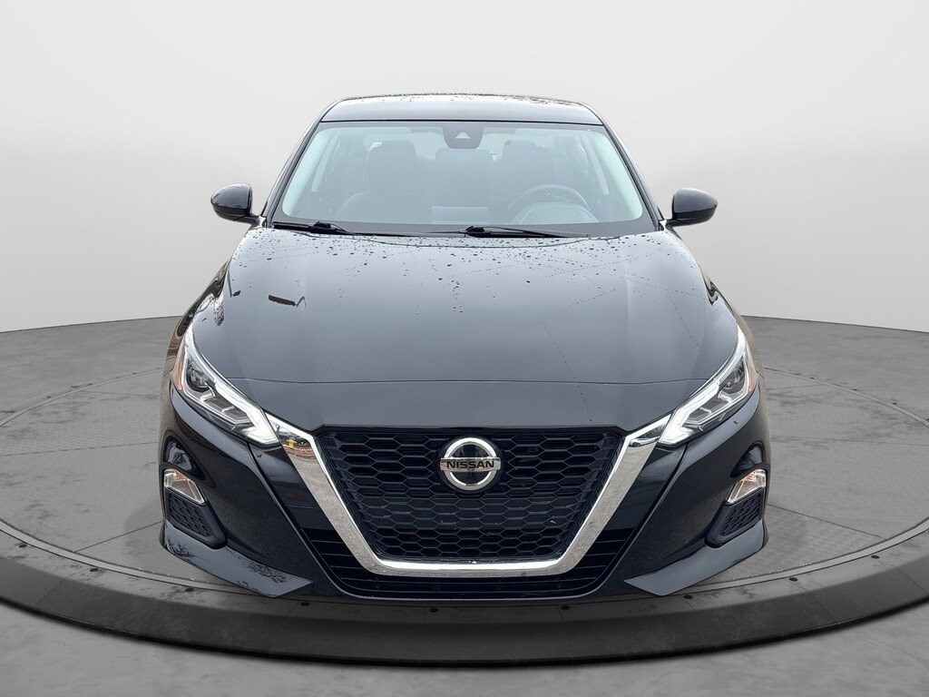 Used 2022 Nissan Altima 2.5 SV Sedan