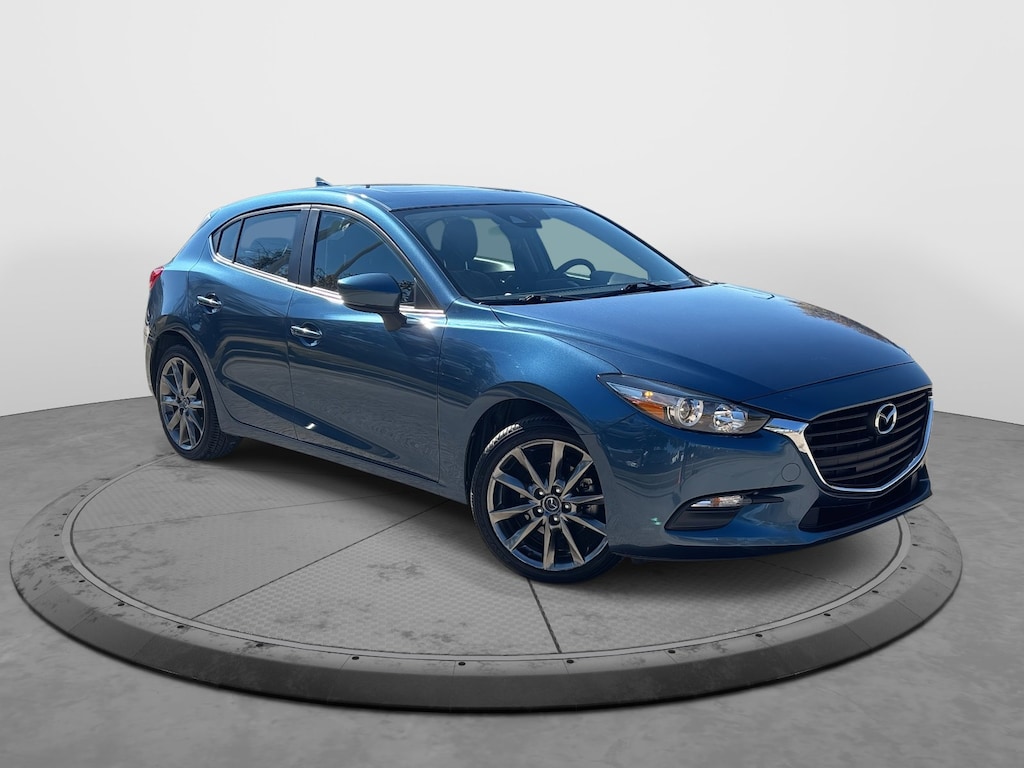 Used 2018 Mazda Mazda3 5-Door Touring Hatchback
