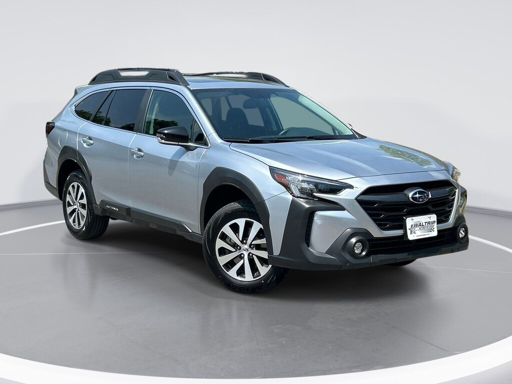 Used 2025 Subaru Outback Premium SUV