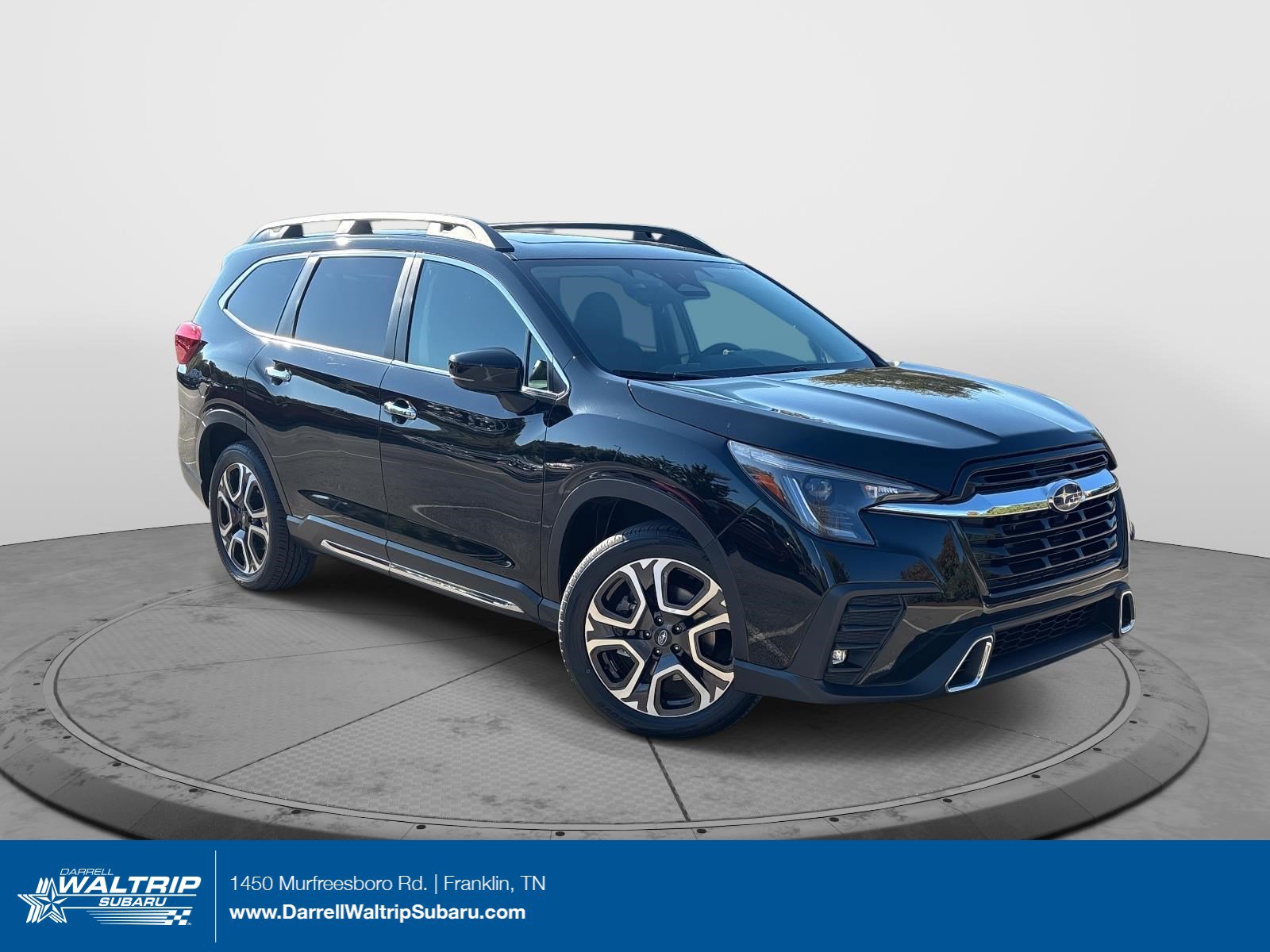 2024 Subaru Ascent Touring's photo