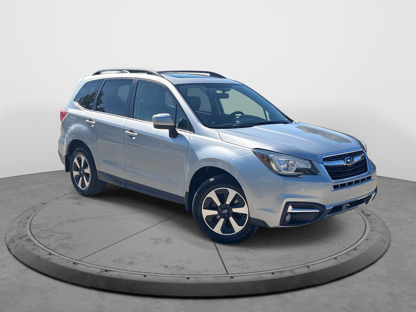 2017 Subaru Forester Limited photo 2