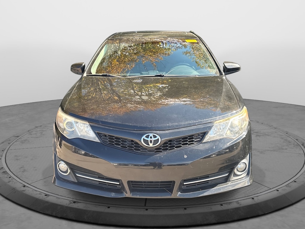 Used 2013 Toyota Camry SE Sedan