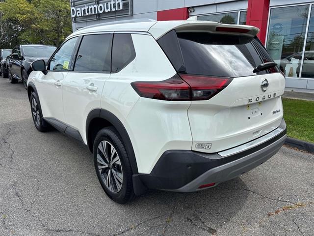 2021 Nissan Rogue SV photo 3