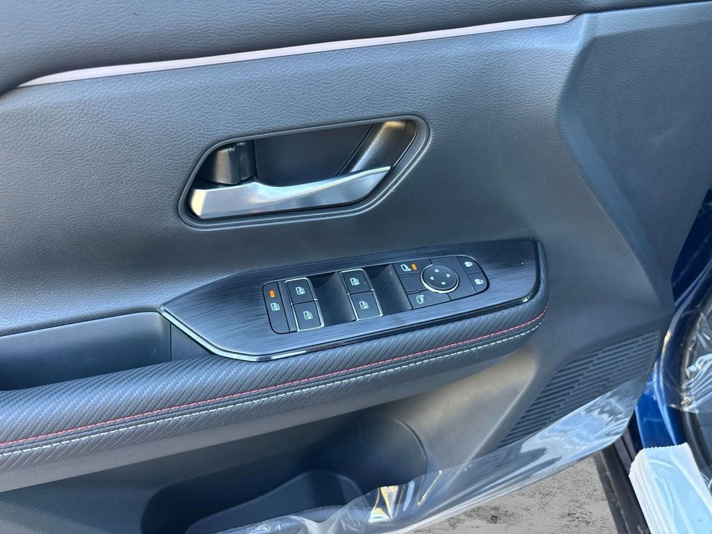 2026 Nissan KICKS SR AWD - Photo 8