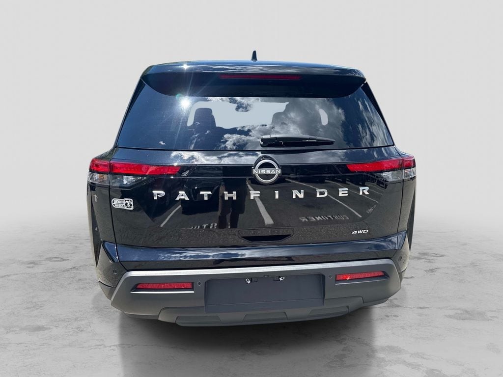 Used 2025 Nissan Pathfinder S SUV