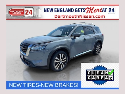 2023 Nissan Pathfinder Platinum SUV