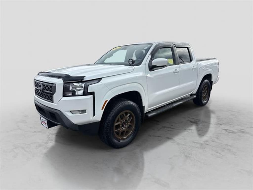 Certified 2023 Nissan