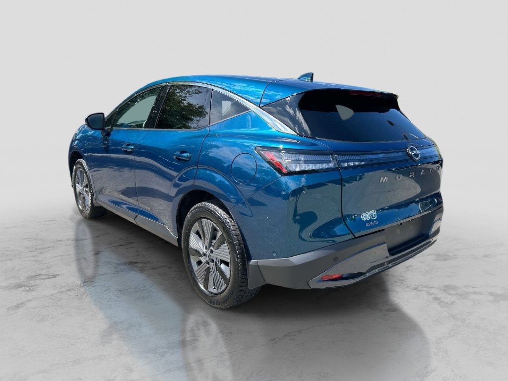 Certified 2025 Nissan
