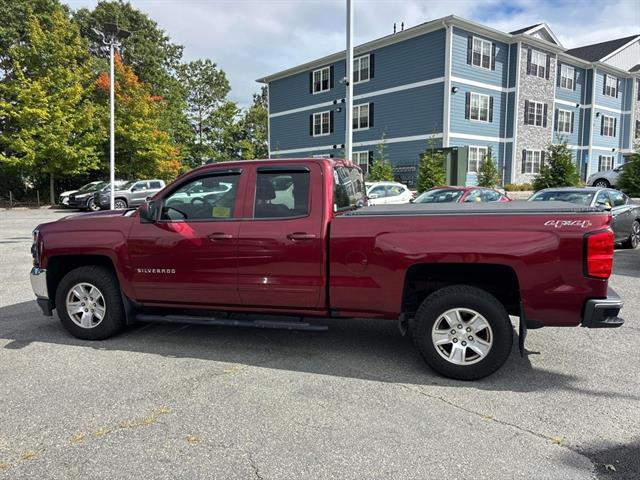 2017 Chevrolet Silverado 1500 photo 2