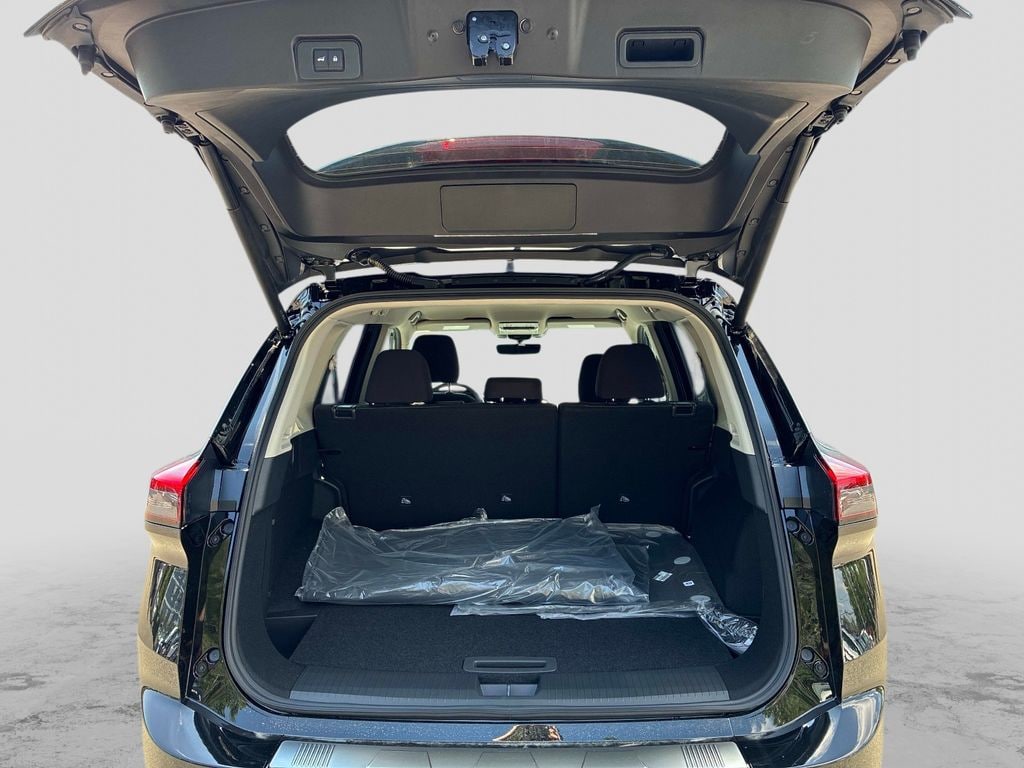 New 2026 Nissan Rogue SV SUV