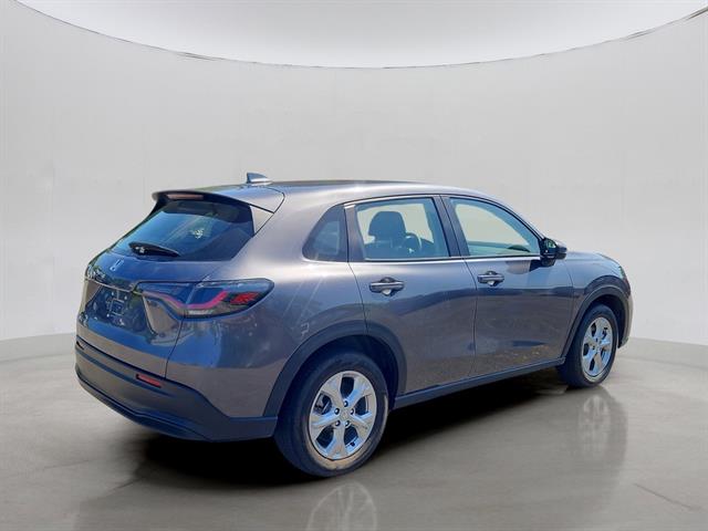 2023 Honda HR-V LX photo 3