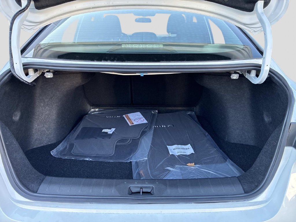New 2027 Nissan Sentra SR Sedan