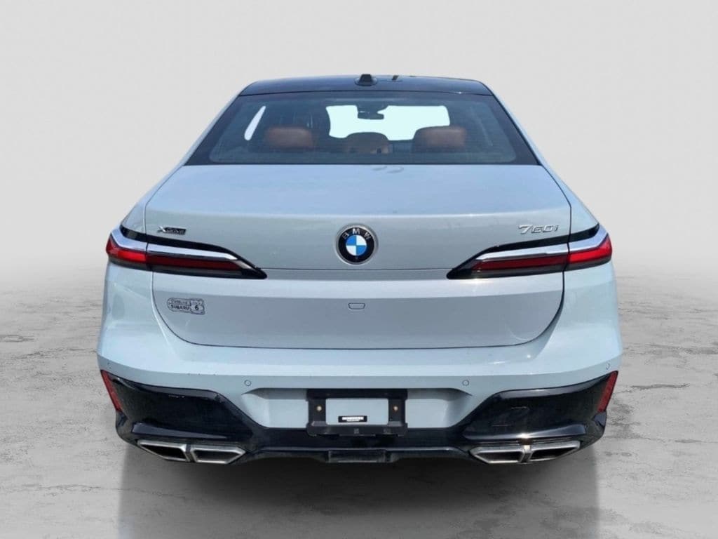 Used 2023 BMW 760i xDrive Sedan
