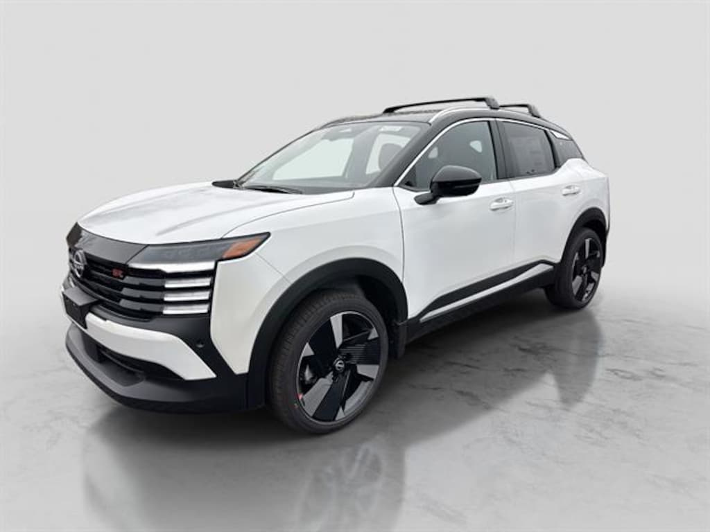 New 2026 Nissan Kicks SR