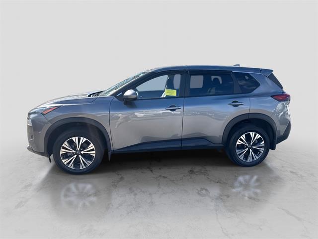 2023 Nissan Rogue SV photo 2
