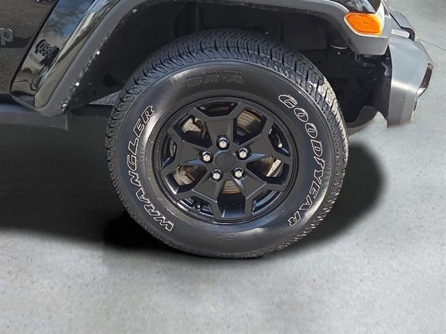 2022 Jeep Gladiator Sport photo 4