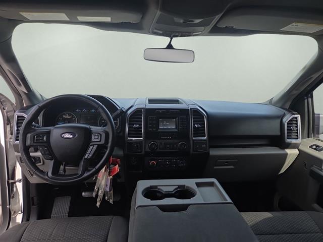 2016 Ford F-150 XLT photo 2