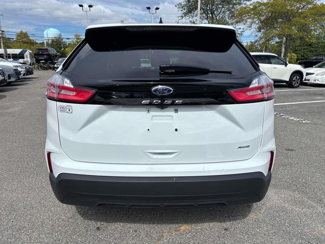 2023 Ford Edge SE photo 4