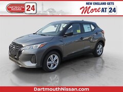 2025 Nissan Kicks Play S SUV