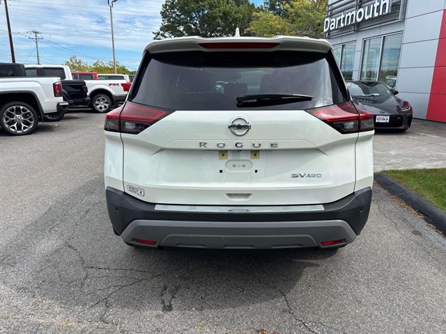 2021 Nissan Rogue SV photo 4
