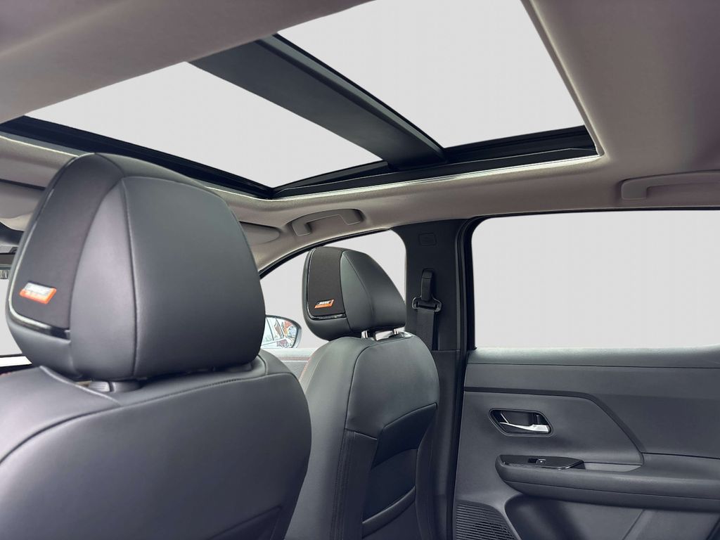 2026 Nissan KICKS SR AWD - Photo 7