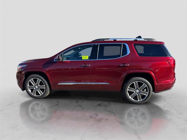 2017 Gmc Acadia Denali photo 2