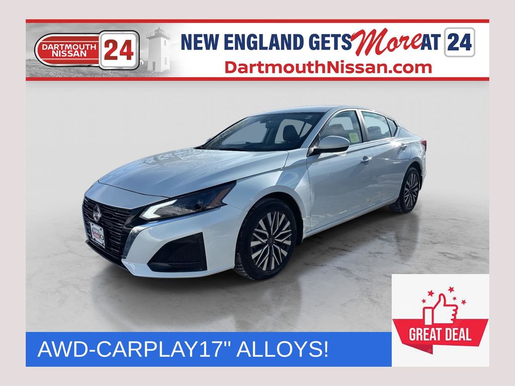 2023 Nissan Altima SV