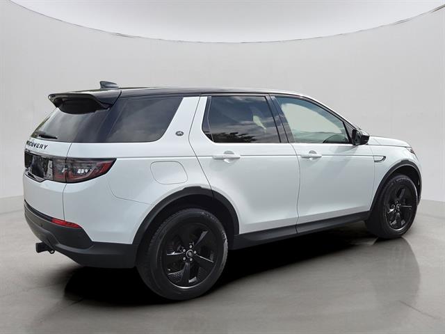 2020 Land Rover Discovery Sport S photo 2
