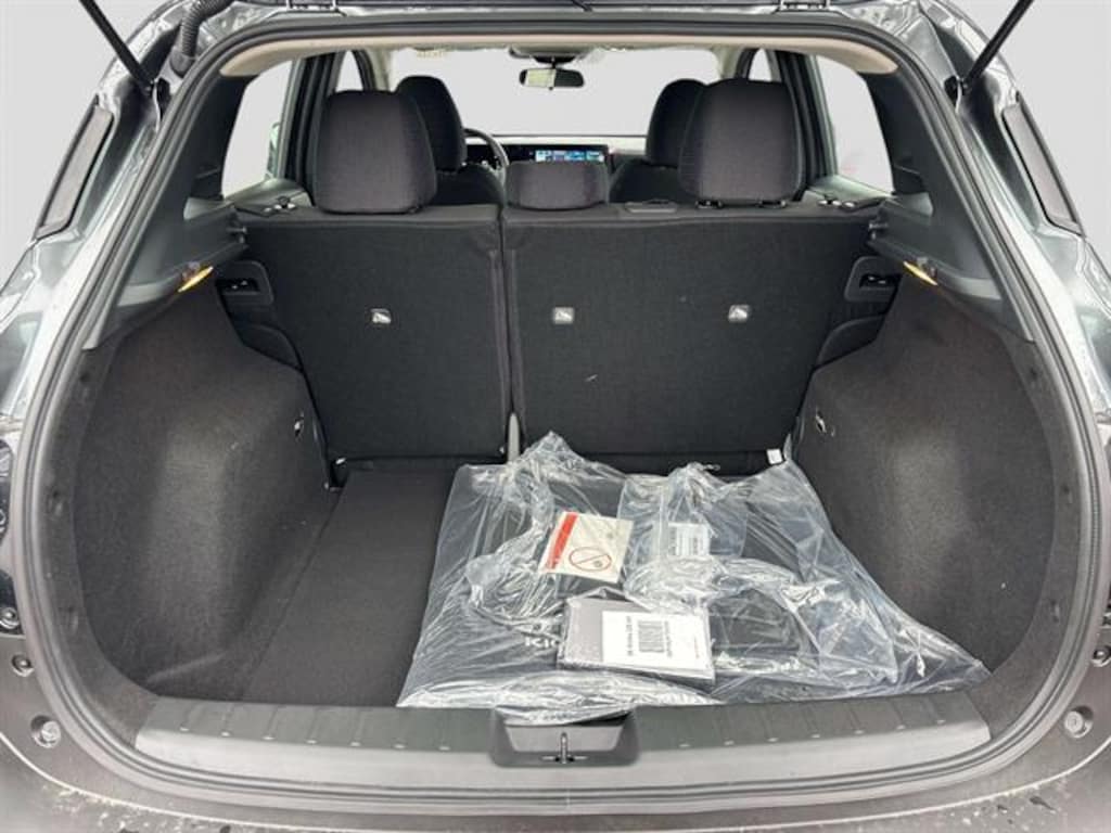 New 2026 Nissan Kicks S