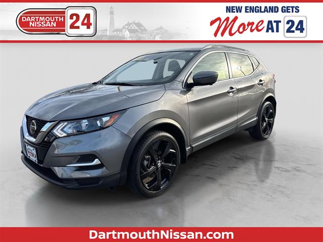 2022 Nissan Rogue Sport SL's photo