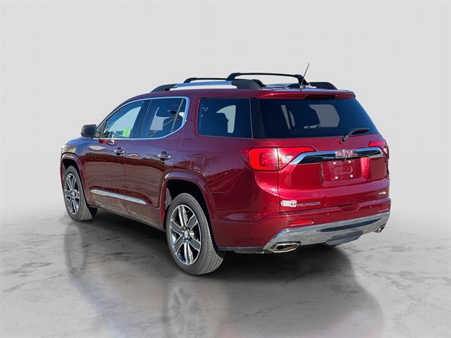 2017 Gmc Acadia Denali photo 3