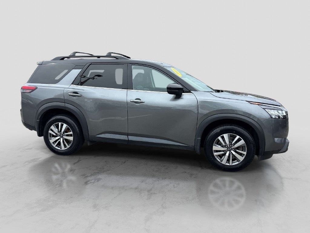 Certified 2023 Nissan