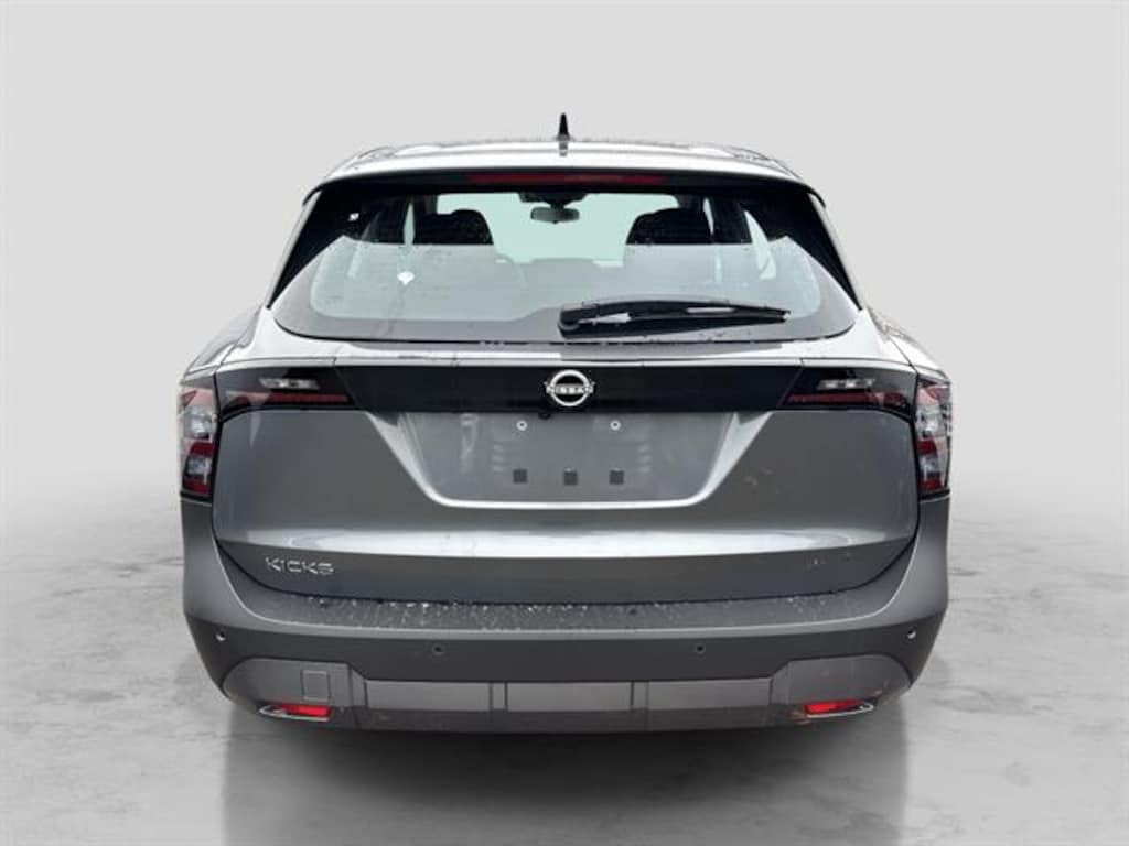 New 2026 Nissan Kicks S