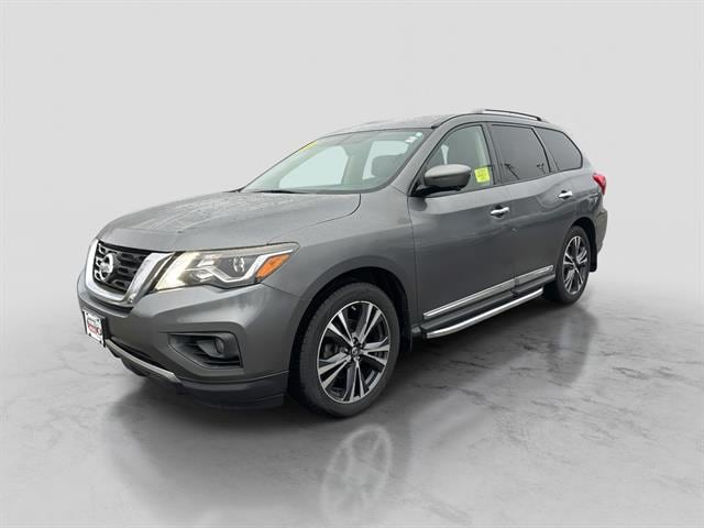 2017 Nissan Pathfinder Platinum