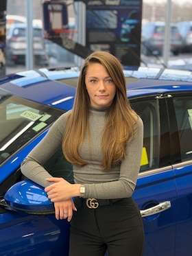 Staff member Katelyn Douglas from ID_c11b0ea89082