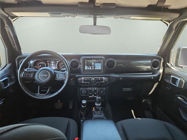 2022 Jeep Gladiator Sport photo 2